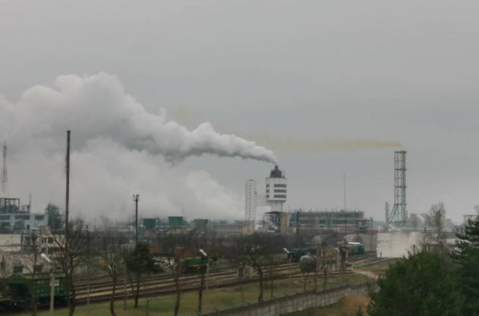 Aplinkos ministerija: ,,Achemos" išmestų teršalų šleifas Jonavos miesto gyvenamųjų rajonų nepasiekė