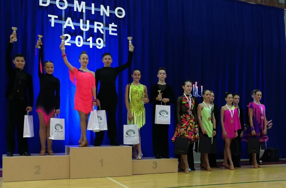 Puikūs "Bonus" šokėjų varžybų rezultatai