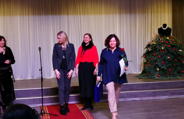 18 – os moterų virsmas gražiosiomis gulbėmis