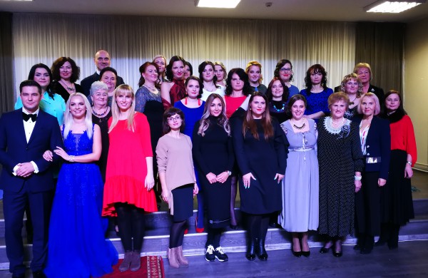 18 – os moterų virsmas gražiosiomis gulbėmis