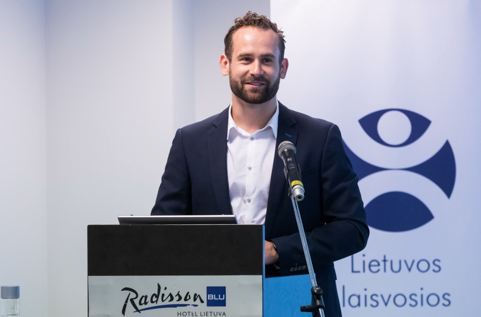 Šešėlinė ekonomika: apie penktadalis suvartojamo alkoholio ir cigarečių – nelegalūs 