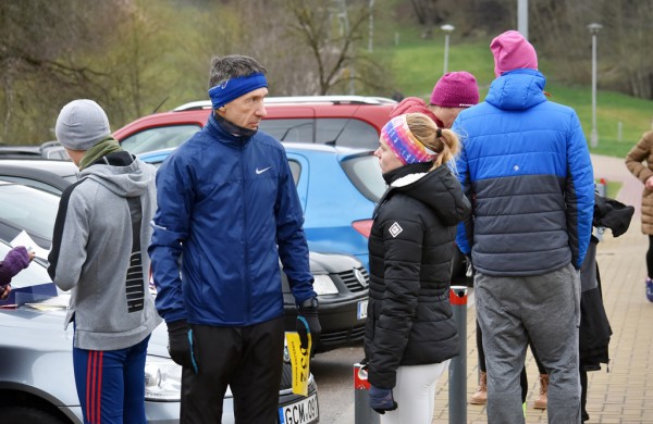 Tradiciniame žiemos bėgime apie septynias dešimtis entuziastų