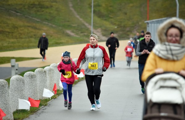 Tradiciniame žiemos bėgime apie septynias dešimtis entuziastų