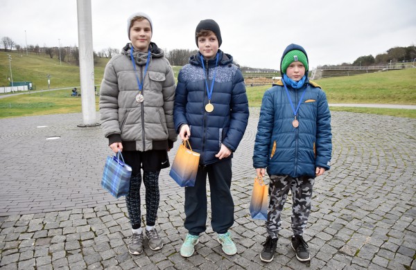 Tradiciniame žiemos bėgime apie septynias dešimtis entuziastų