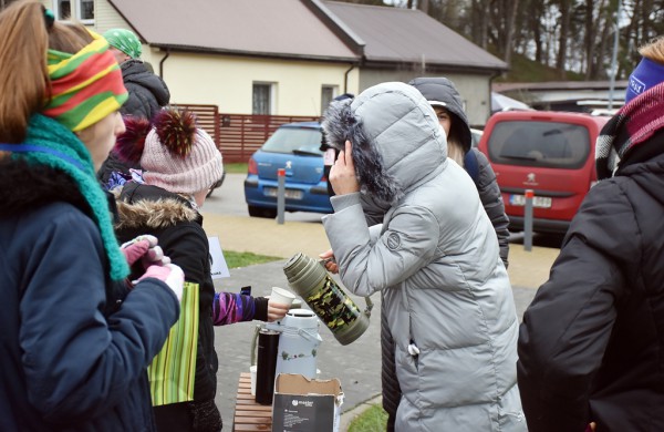 Tradiciniame žiemos bėgime apie septynias dešimtis entuziastų