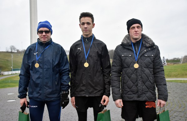 Tradiciniame žiemos bėgime apie septynias dešimtis entuziastų