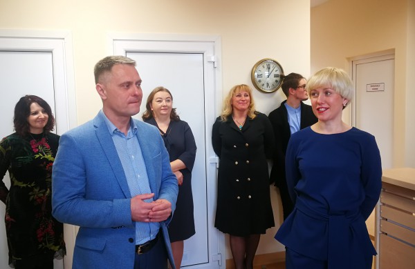 Psichiatrijos dienos stacionare - „Enya“ dainos lietuvių atlikėjų balsais