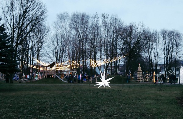 Pirmasis Kalėdinis koncertas visai šeimai Kalėdinių eglučių miestelyje