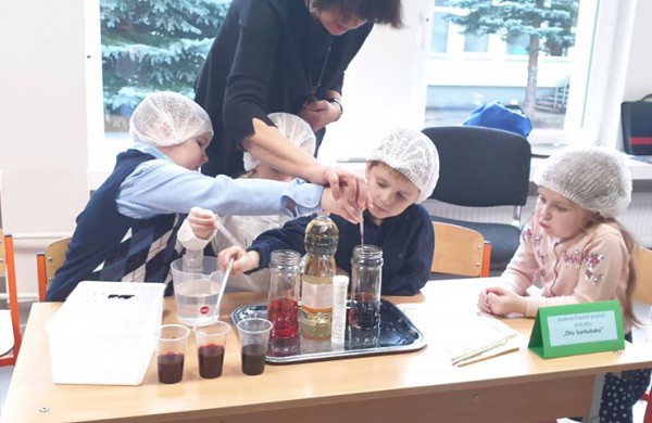 Į Jonavos vaikų lopšelį - darželį „Bitutė“ susirinko smalsieji tyrėjai ir atradėjai