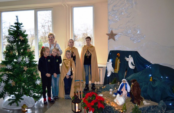 Kalėdinis labdaros vakaras „Neries“ pagrindinėje mokykloje