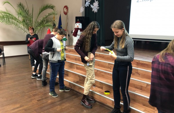 Jonavos Justino Vareikio progimnazijoje vyko saugaus eismo viktorina