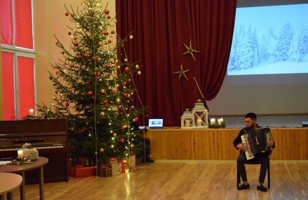 Adventinė popietė „Karalių pasaka“ Jonavos politechnikos mokykloje