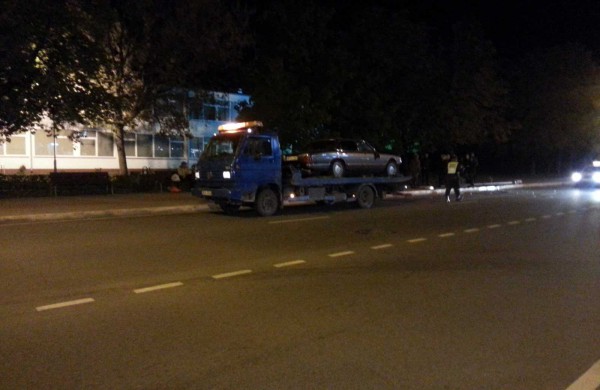 Nesuvaldęs automobilio nepilnametis rėžėsi į stulpą