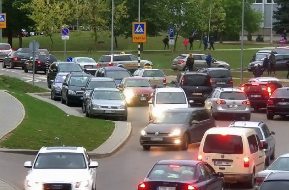 Nuo Naujų metų - naujos importuojamų naudotų transporto priemonių muitinio įvertinimo taisyklės