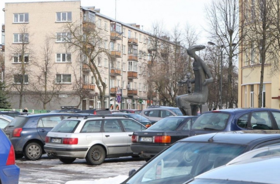 Automobilių parkavimo atstumus nuo šiol nustato statybos techninis reglamentas