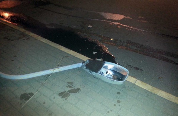 Nesuvaldęs automobilio nepilnametis rėžėsi į stulpą