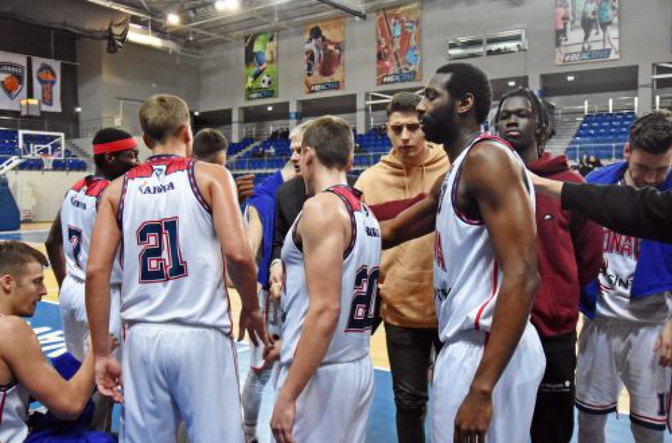 ,,Jonavos" krepšininkai namuose nusileido ,,Šilutei"