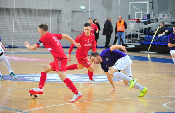 Naujoko įvartis nuo pralaimėjimo neišgelbėjo