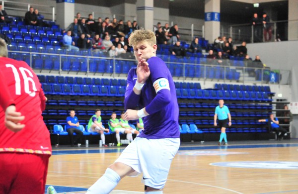 Naujoko įvartis nuo pralaimėjimo neišgelbėjo