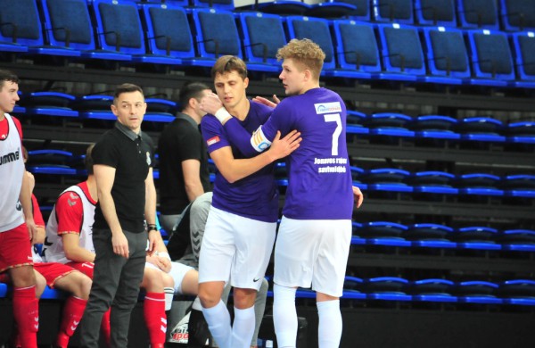 Naujoko įvartis nuo pralaimėjimo neišgelbėjo