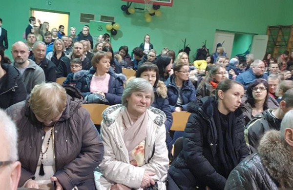 Šveicarijos progimnazija – bitučių mokykla