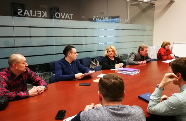 „Atims“ 20, bet bus 50 naujų parkavimo vietų