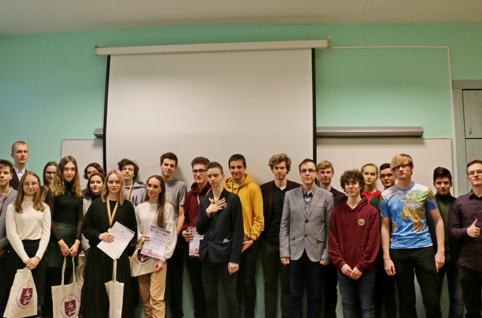 Lietuvos geomokslų olimpiados nugalėtojų sąraše - jonaviečio pavardė  