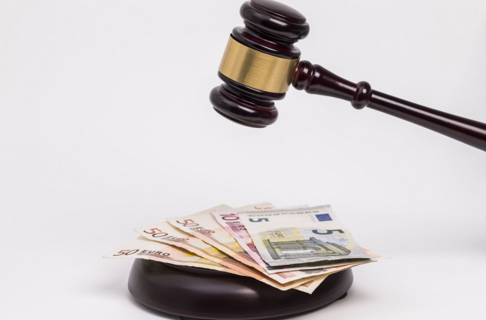 Skelbiamas automobilių pardavimo viešas aukcionas