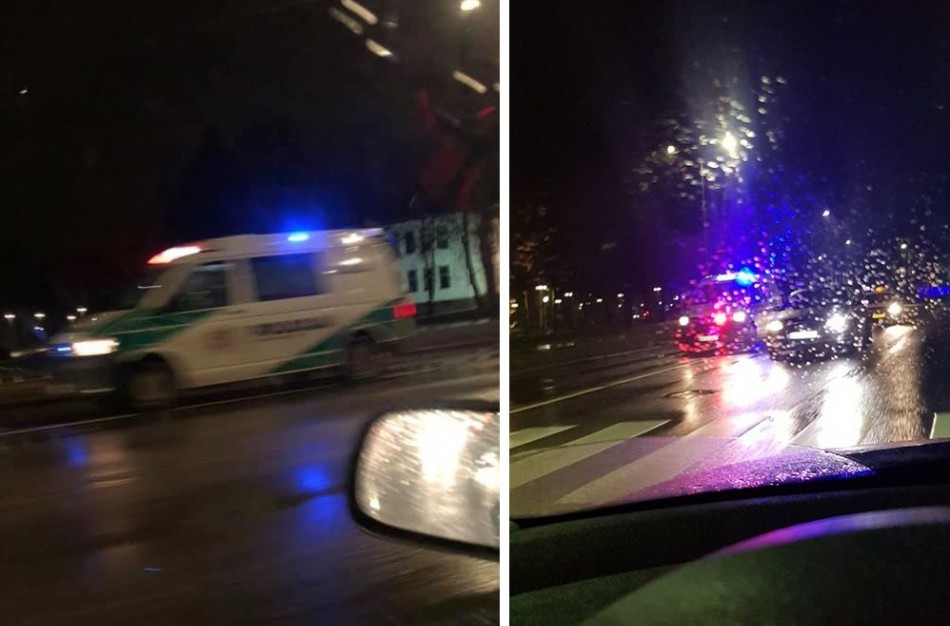 Pėsčiųjų perėjoje - dar viena nelaimė: automobilis kliudė vaikiną ir merginą