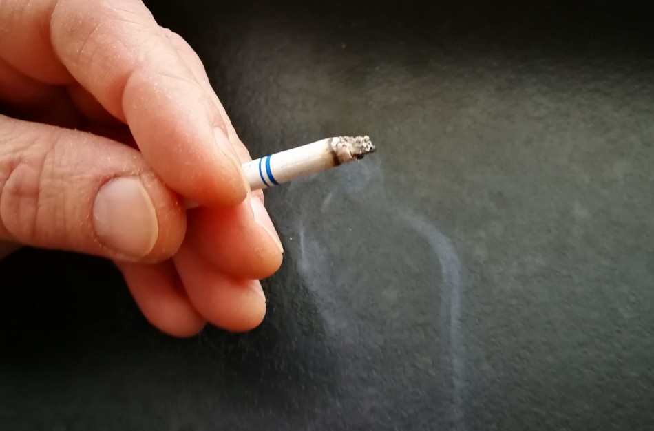 Penki scenarijai Lietuvai po mėtinių cigarečių draudimo