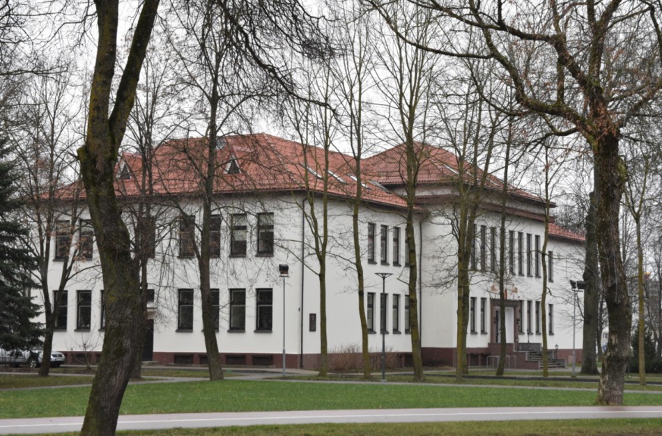 Skelbiami konkursai ugdymo įstaigų vadovų pareigoms eiti