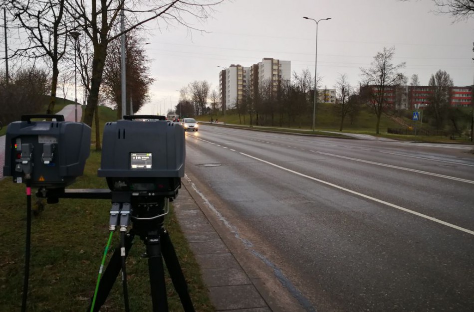 Apklausos rezultatai: perspėti ar ne apie ,,trikojus"?