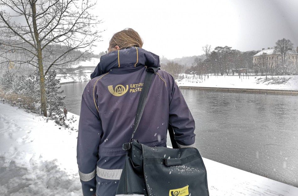 Imdamasi papildomų atsargumo priemonių, Kinija dezinfekuos pašto siuntas