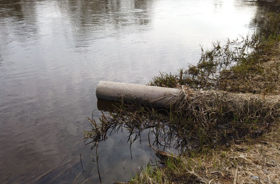 Aplinkosaugininkams trūko kantrybė: užplombavo nuotekų valymo įrengimų sklendes 