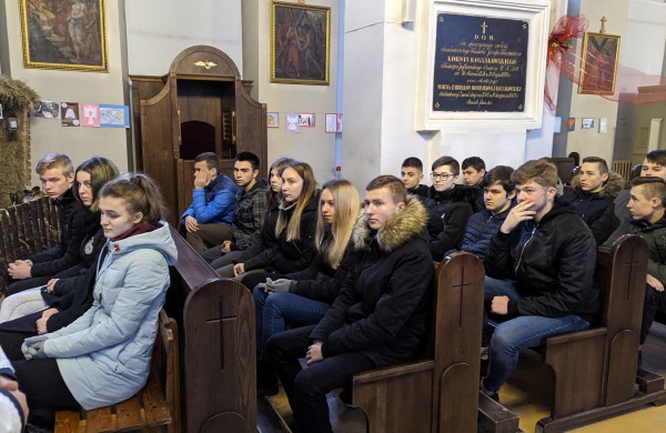 Kelionė po įprastai nematomus Jonavos Šv. apaštalo Jokūbo bažnyčios kampelius