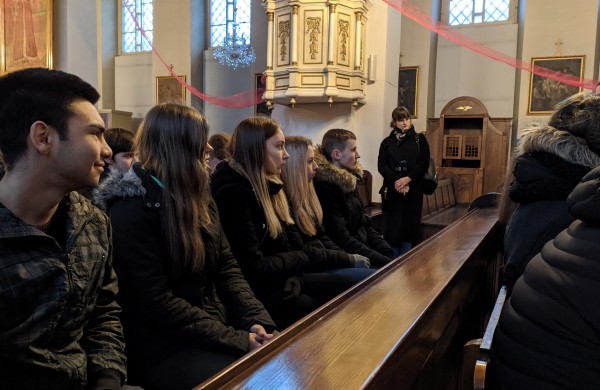 Kelionė po įprastai nematomus Jonavos Šv. apaštalo Jokūbo bažnyčios kampelius