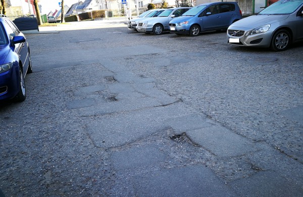 Vilties g. gyventojai dėl kiemų atnaujinimo: Laukiam nesulaukiam džiugių žinių