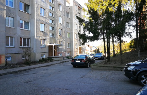 Vilties g. gyventojai dėl kiemų atnaujinimo: Laukiam nesulaukiam džiugių žinių