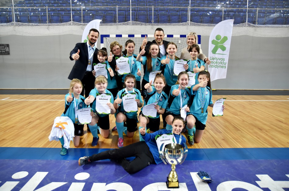 Ruklos mokykla laimėjo Lietuvos mokyklų žaidynių miesto salės futbolo varžybas