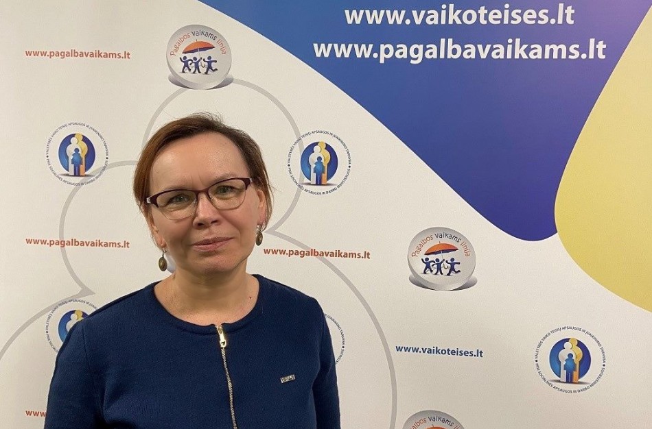 Minint Alkoholikų vaikų savaitę, pokalbis su psichologe apie tai, ką patiria vaikas augdamas „neblaivioje“ šeimoje 