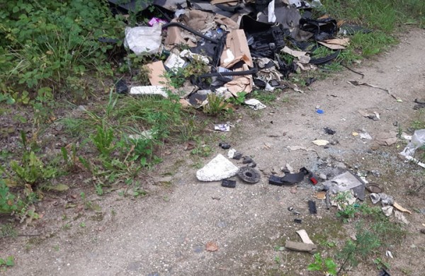 Užusalių seniūnija prašo visuomenės pagalbos: ieškomi aplinkos teršėjai