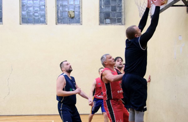 AB ,,Achema“ generalinio direktoriaus taurės turnyre - „Karbamido“ krepšininkų triumfas