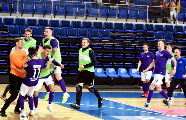 Laimėjo po baudinių serijos: „Vikingai“ atkrentamąsias pradėjo sudėtinga pergale