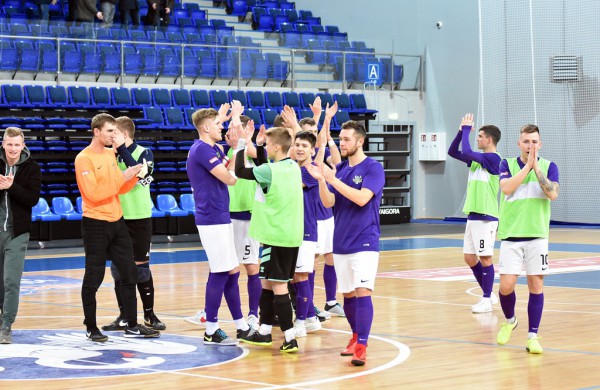 Laimėjo po baudinių serijos: „Vikingai“ atkrentamąsias pradėjo sudėtinga pergale