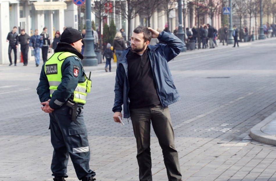 Gyventojų apklausa: gerėja visuomenės saugumo jausmas, pasitikėjimas Lietuvos policija viršija ES vidurkį