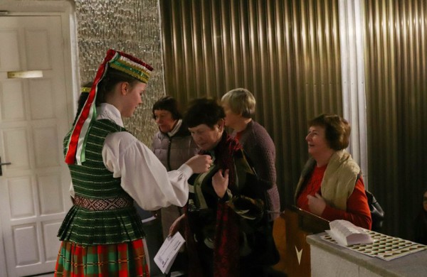 Modernizuotos lietuvių liaudies dainos virpino susirinkusiųjų širdis