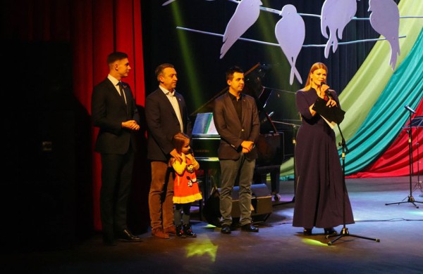 Modernizuotos lietuvių liaudies dainos virpino susirinkusiųjų širdis