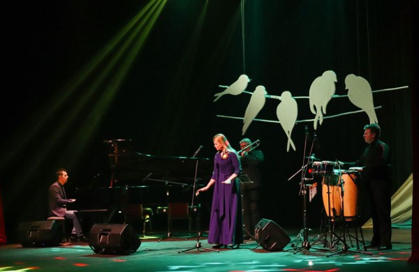 Modernizuotos lietuvių liaudies dainos virpino susirinkusiųjų širdis