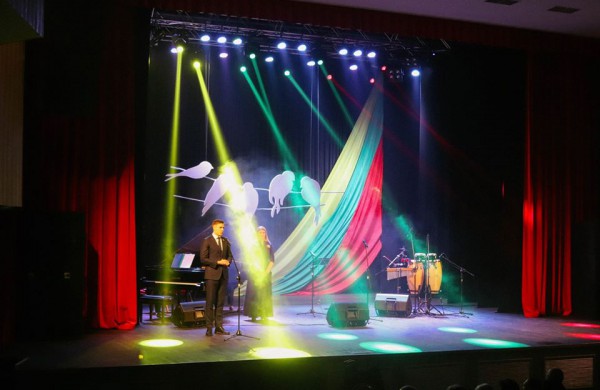 Modernizuotos lietuvių liaudies dainos virpino susirinkusiųjų širdis