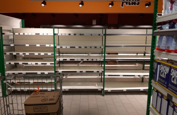 Pirkėjas: „Gal Rimkų Norfą ketinama visai uždaryti, kad lentynos taip tuštėja?“